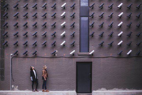 Quelle formation pour les agents de sécurité sur les nouvelles technologies de surveillance?